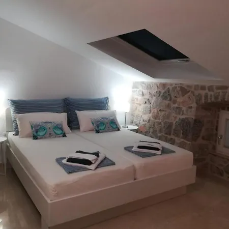 Nautica Faggioni Oda ve Kahvaltı 4*