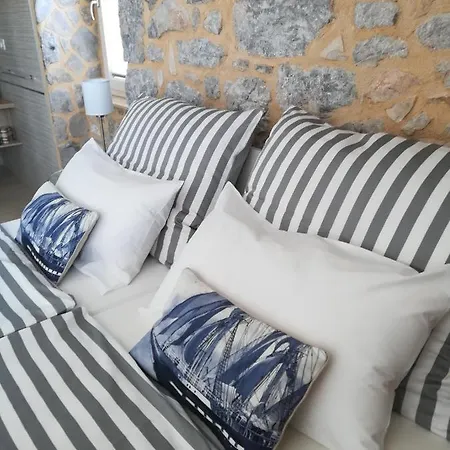 فندق مبيت وإفطار Nautica Faggioni 4*